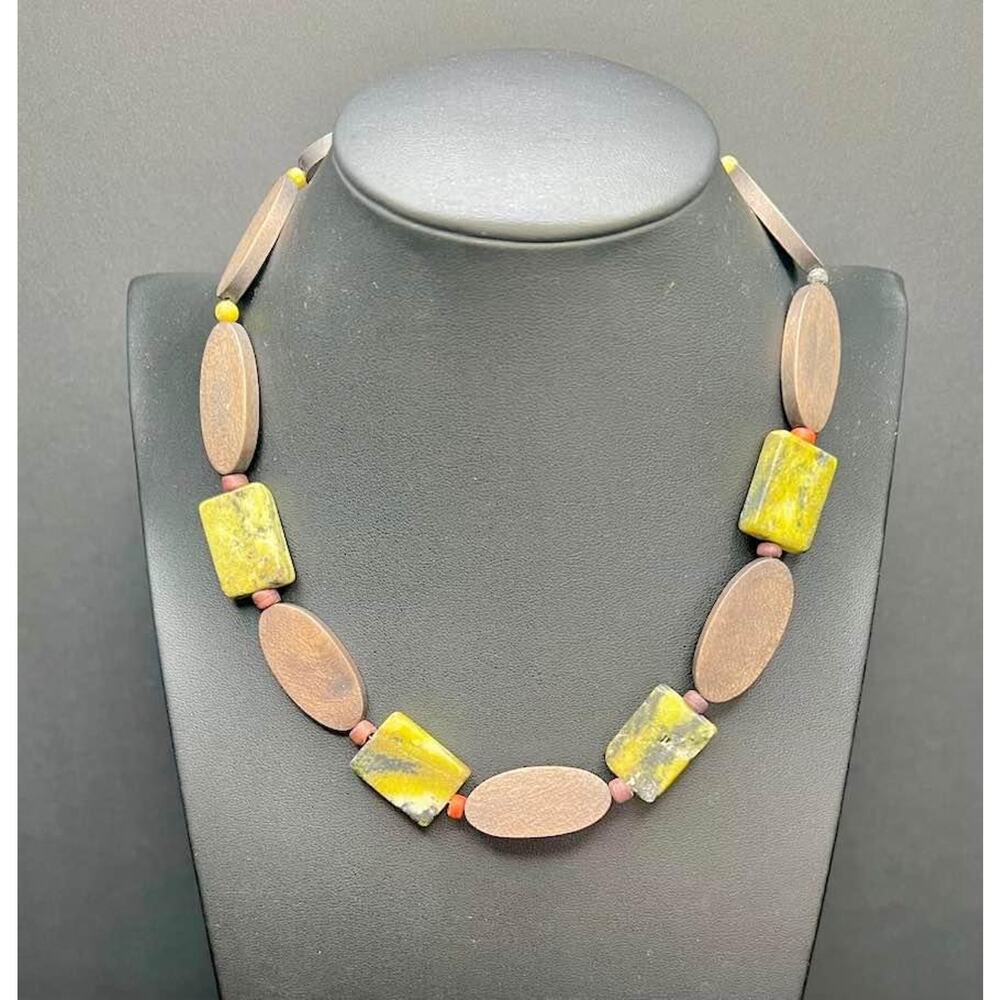 Vintage Green Moss Agate and Wooden Bead Collar Necklace